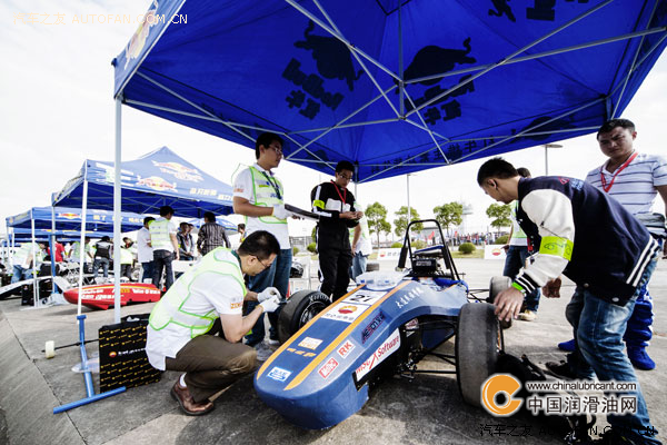 昆侖潤滑油杯2012中國大學生方程式汽車大賽隆重開幕